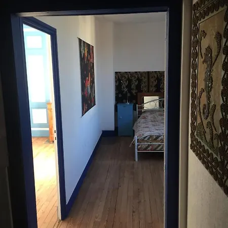 Le Jardin Du Controleur Homestay *