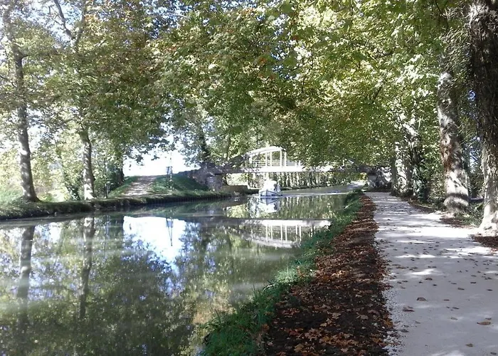 Le Jardin Du Controleur Séjour chez l'habitant *